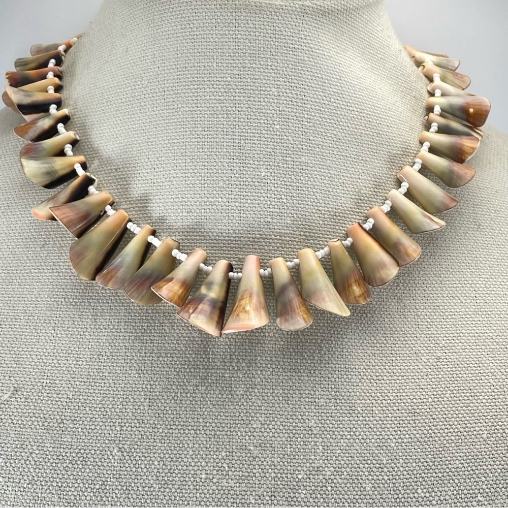Vintage Twisted Shell Handmade Artisan Statement Necklace Cream White Natural